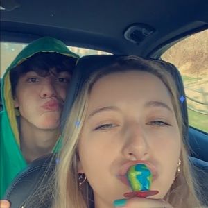 Meet your Posher, Emma